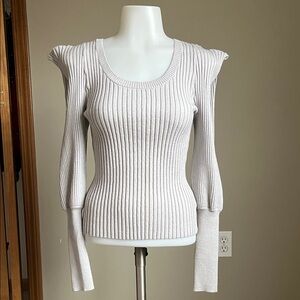 Shimmer Strong Shoulder Top